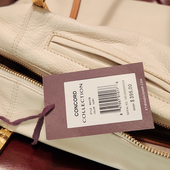 Handbag - Picture 7 of 9